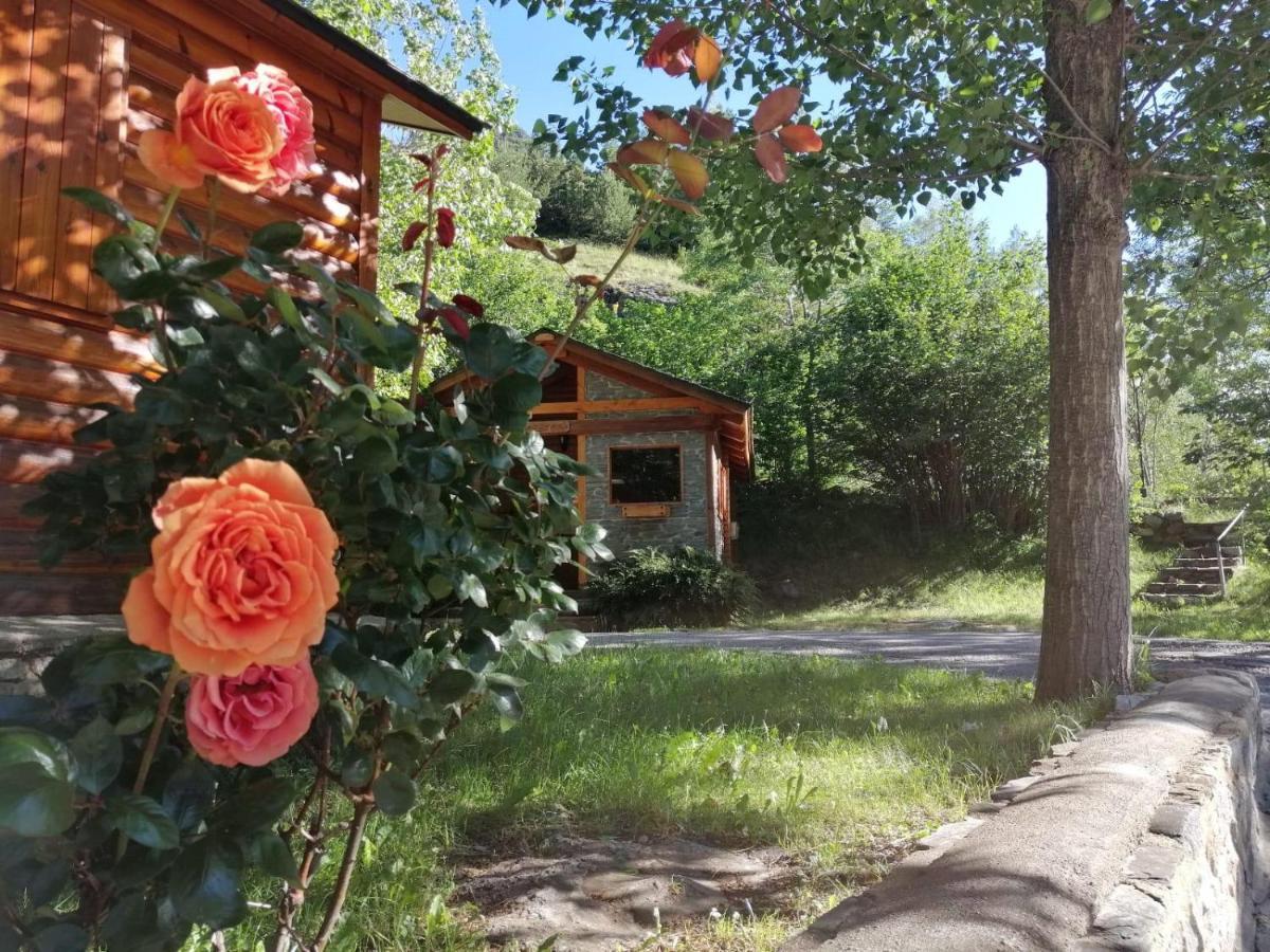 Camping Aneto Бенаске Экстерьер фото