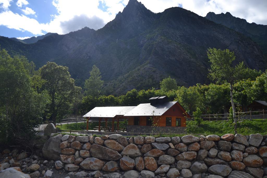 Camping Aneto Бенаске Экстерьер фото